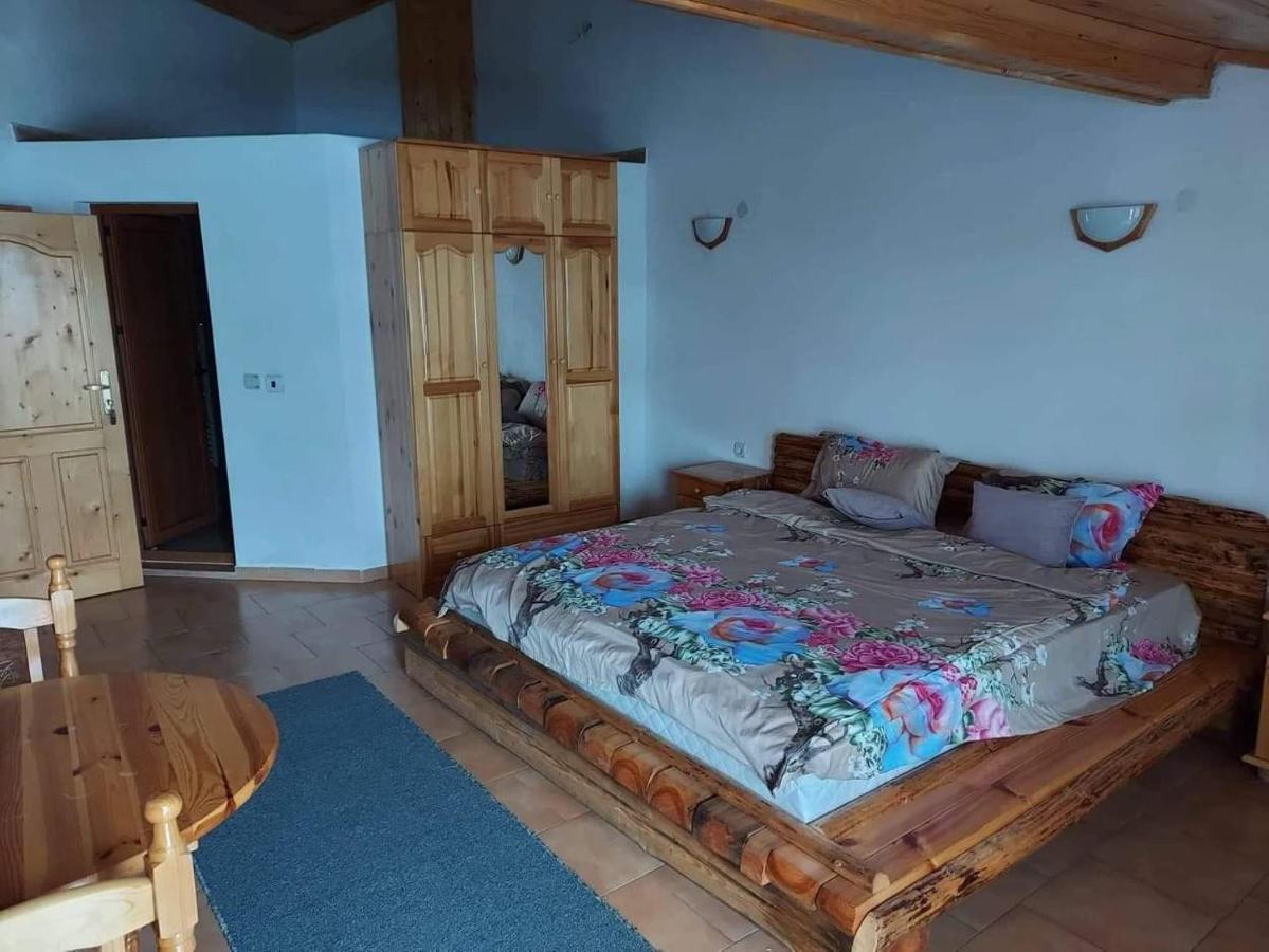 Къща За Гости Камината Trigrad Exterior foto
